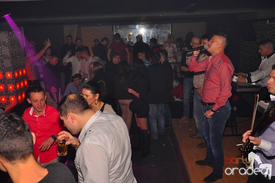 Petrecere cu Blaga de la Oradea în Life,