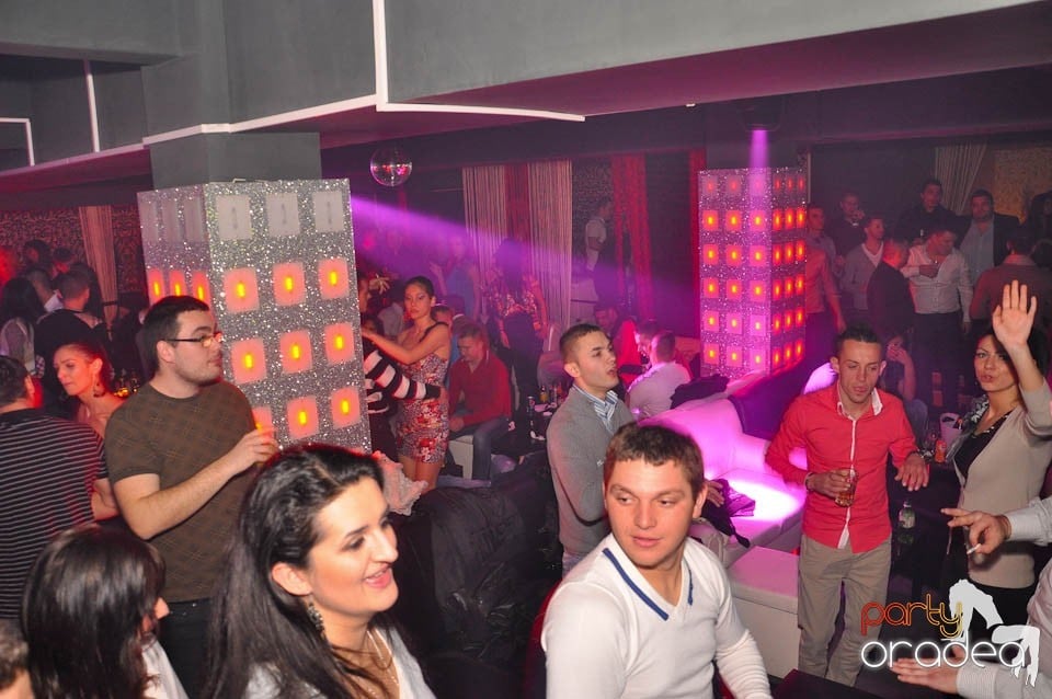 Petrecere cu Blaga de la Oradea în Life,