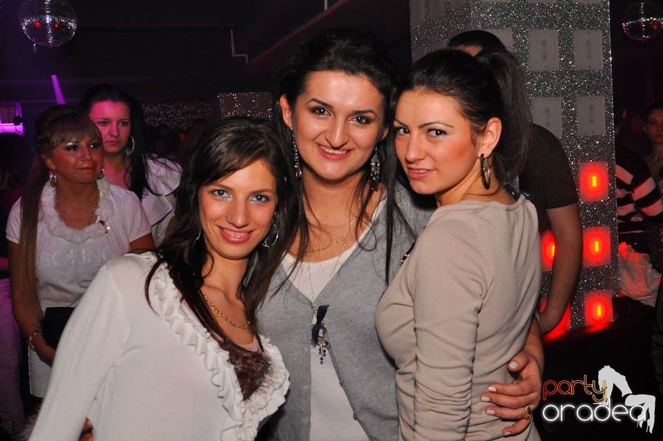Petrecere cu Blaga de la Oradea în Life,