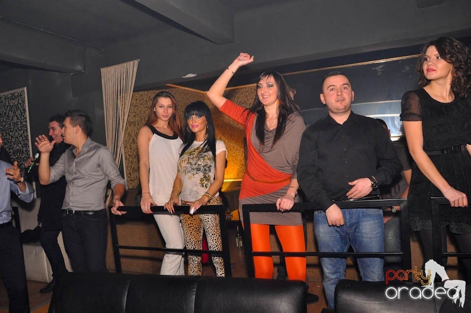 Petrecere cu Blaga de la Oradea în Life,