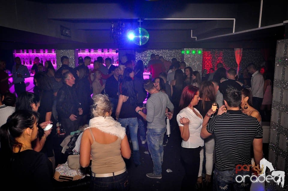 Petrecere cu Blaga de la Oradea în Life,