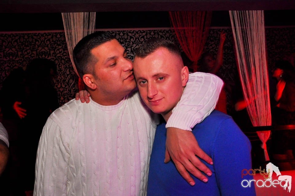 Petrecere cu Blaga de la Oradea în Life,