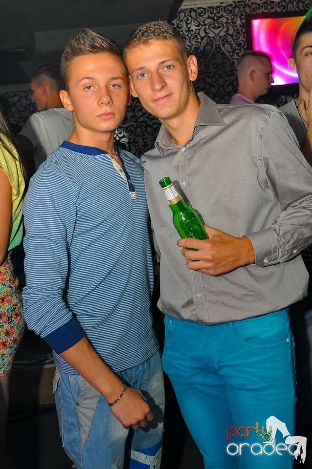 Petrecere cu Blaga de la Oradea în Life, 