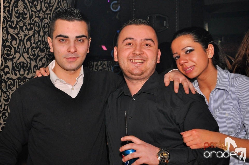 Petrecere cu Blaga de la Oradea în Life,