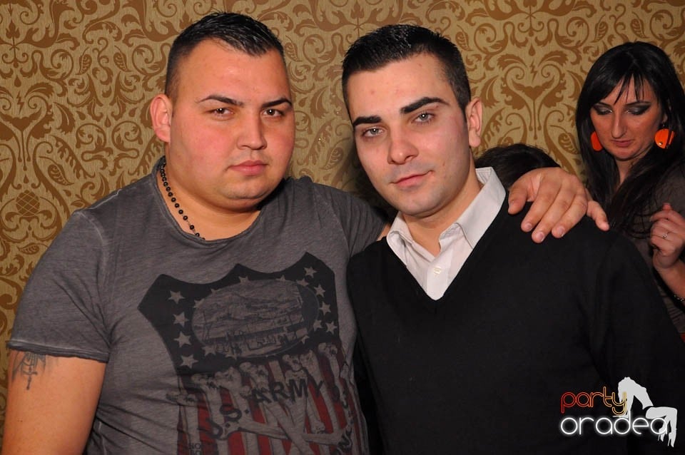 Petrecere cu Blaga de la Oradea în Life,