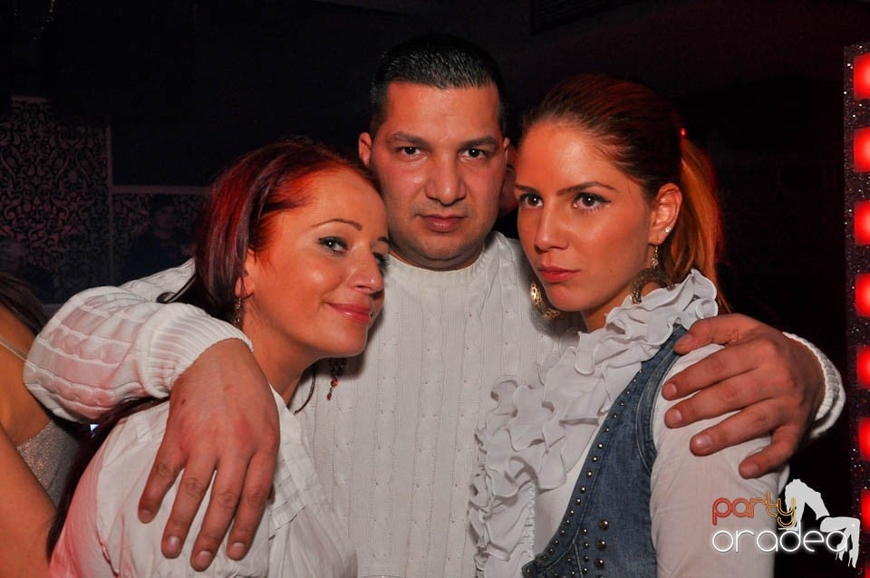 Petrecere cu Blaga de la Oradea în Life,