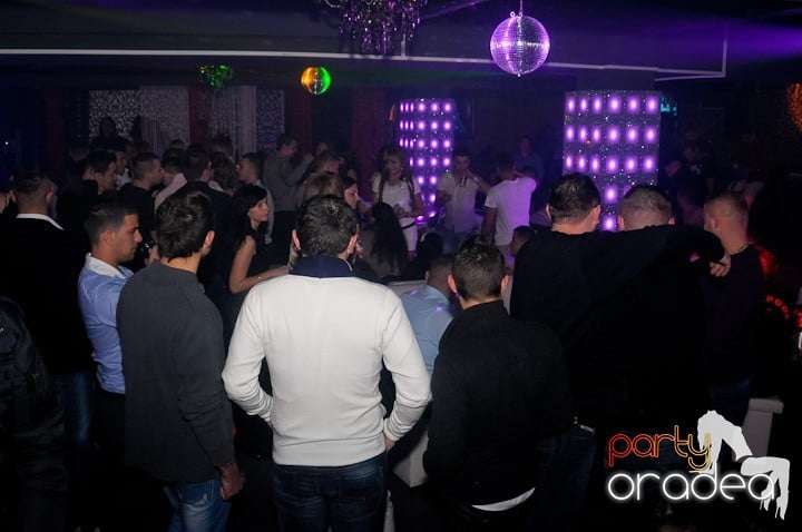 Petrecere cu Blaga de la Oradea şi Speedy Band,