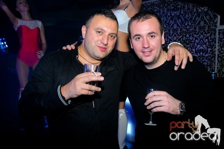 Petrecere cu Blaga de la Oradea şi Speedy Band,