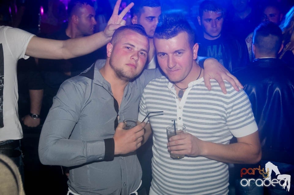 Petrecere cu Blaga de la Oradea şi Speedy Band,