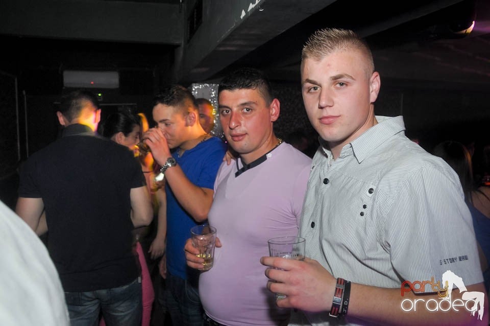Petrecere cu Blaga de la Oradea şi Speedy Band,