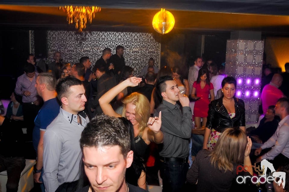Petrecere cu Blaga de la Oradea şi Speedy Band,