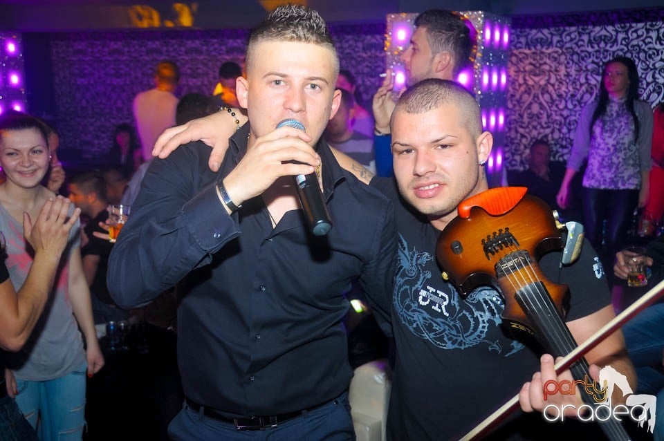 Petrecere cu Blaga de la Oradea şi Speedy Band,