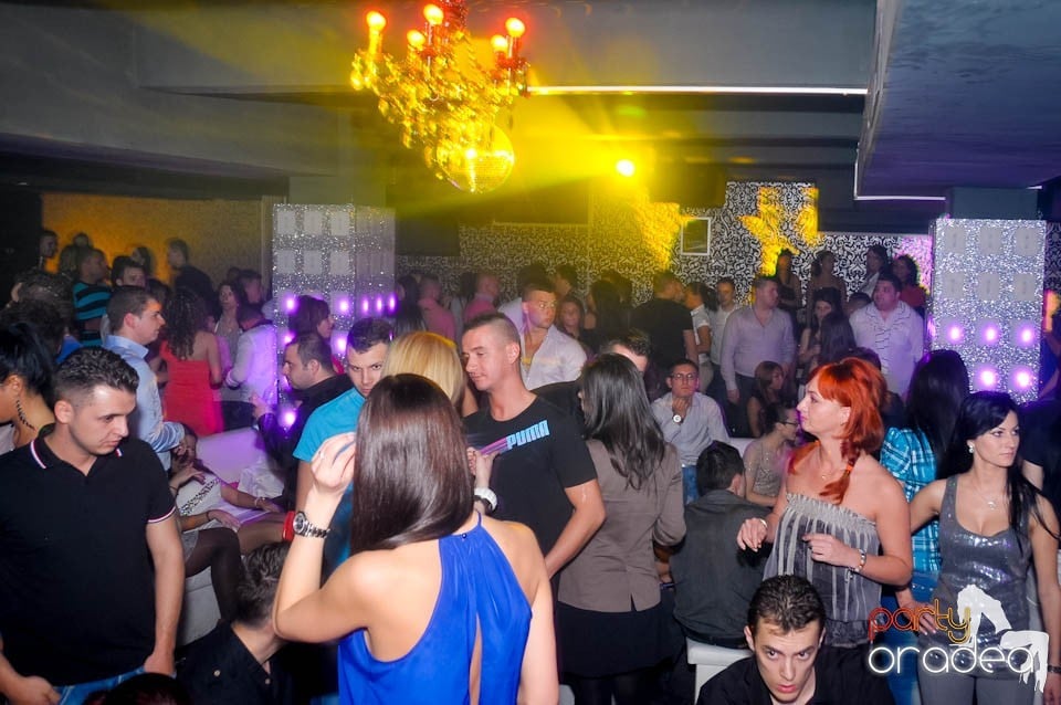 Petrecere cu Blaga de la Oradea şi Speedy Band,