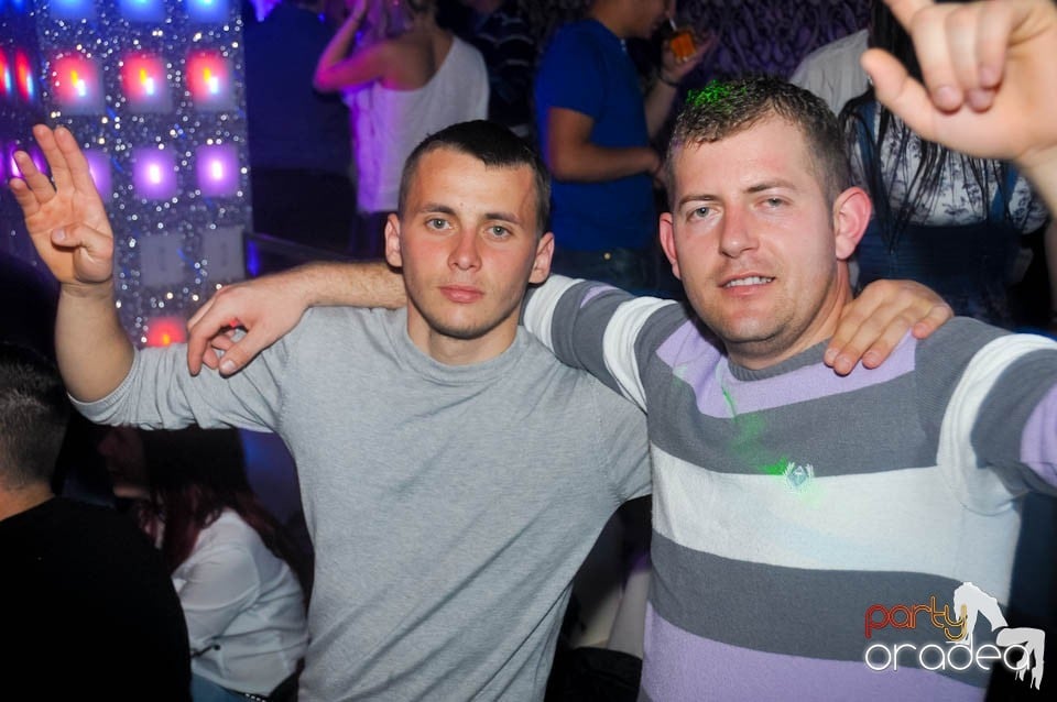 Petrecere cu Blaga de la Oradea şi Speedy Band,
