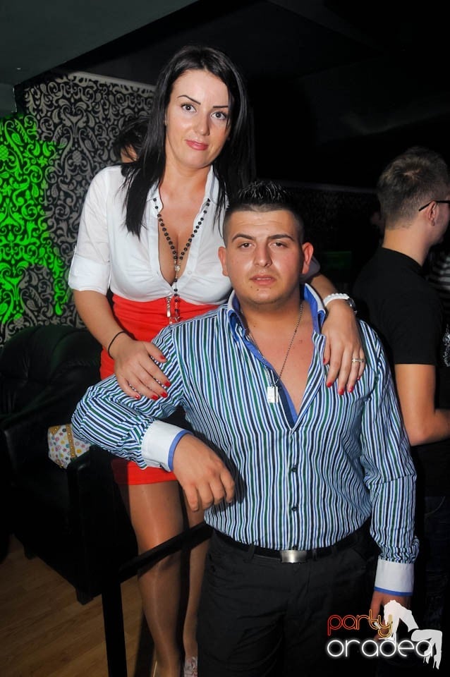 Petrecere cu Blaga de la Oradea şi Speedy Band,