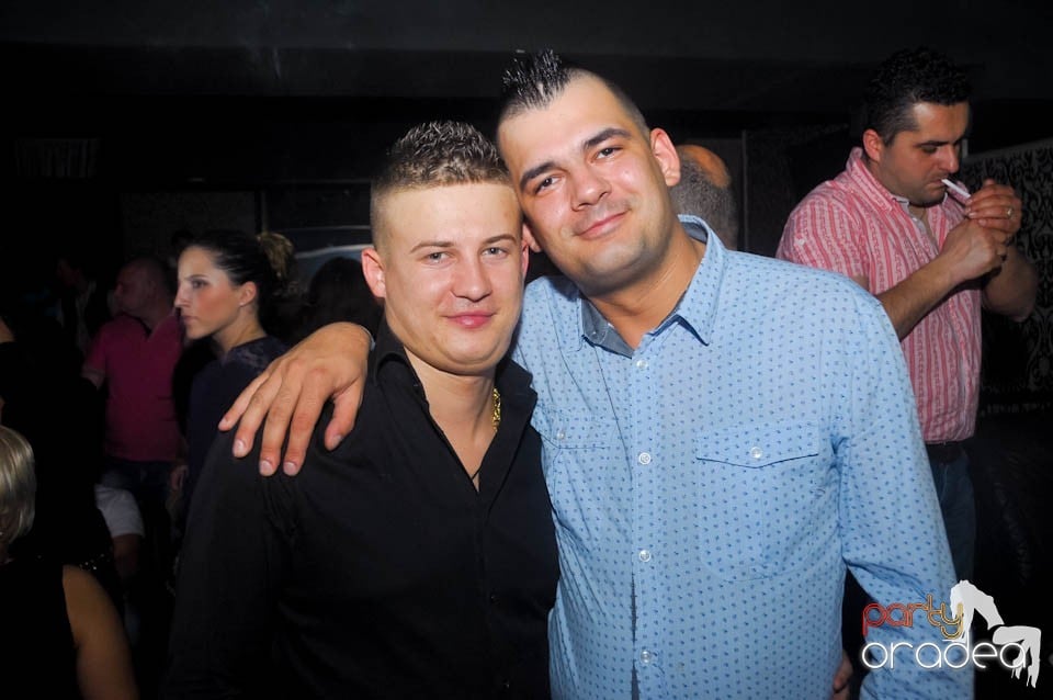 Petrecere cu Blaga de la Oradea şi Speedy Band,