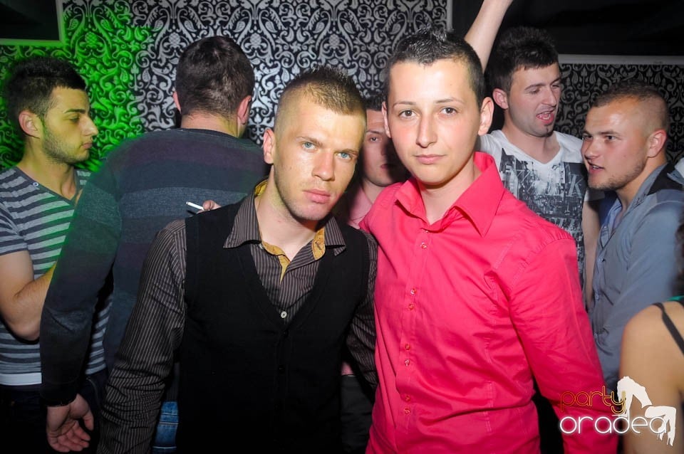 Petrecere cu Blaga de la Oradea şi Speedy Band,