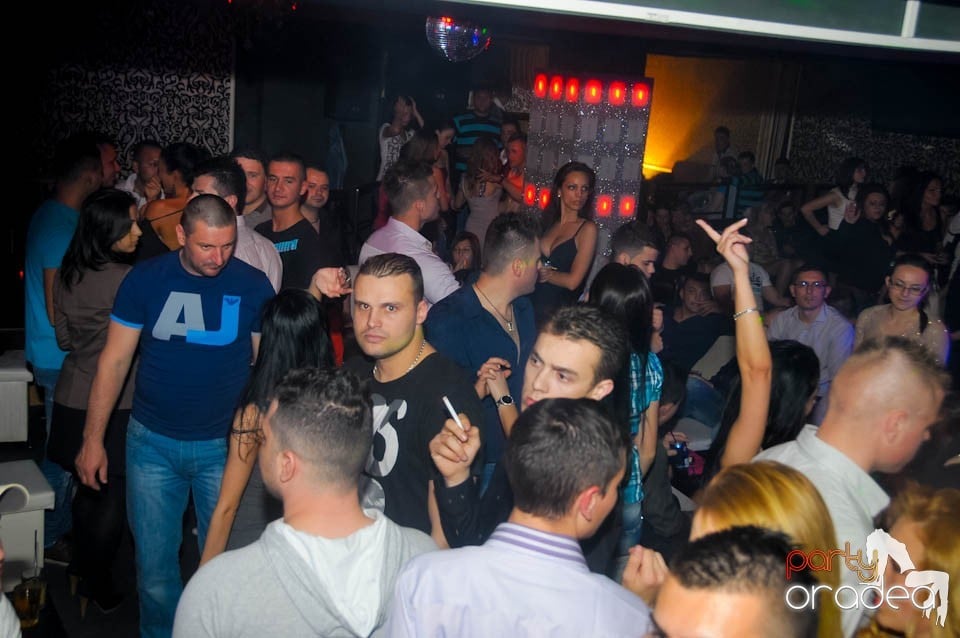 Petrecere cu Blaga de la Oradea şi Speedy Band,