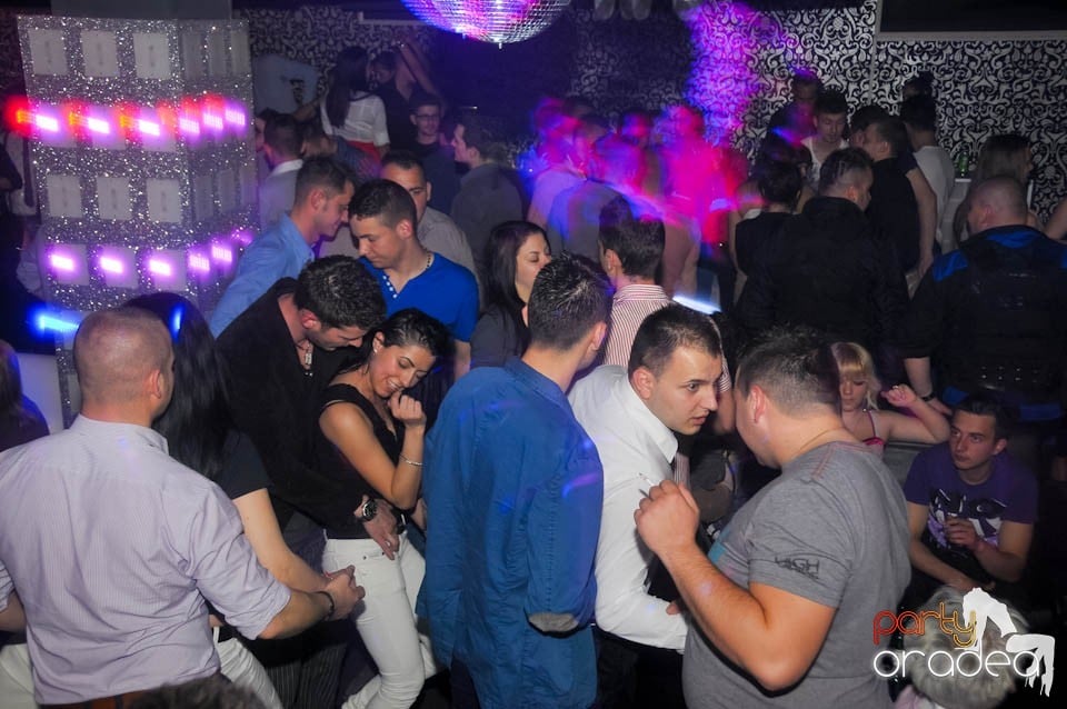 Petrecere cu Blaga de la Oradea şi Speedy Band,