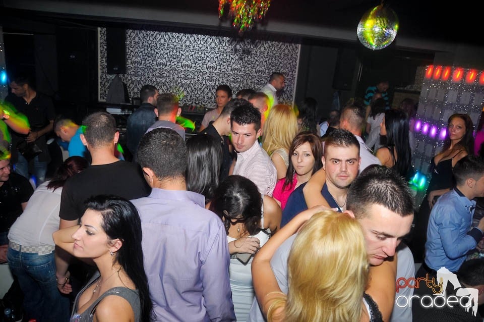 Petrecere cu Blaga de la Oradea şi Speedy Band, 