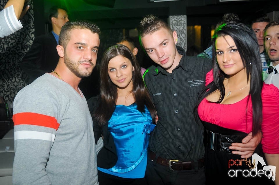Petrecere cu Blaga de la Oradea şi Speedy Band,