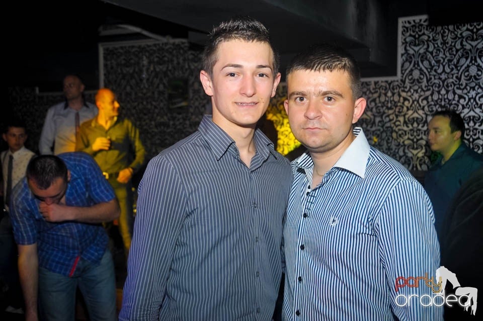 Petrecere cu Blaga de la Oradea şi Speedy Band,