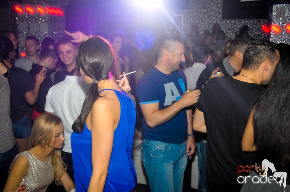 Petrecere cu Blaga de la Oradea şi Speedy Band,