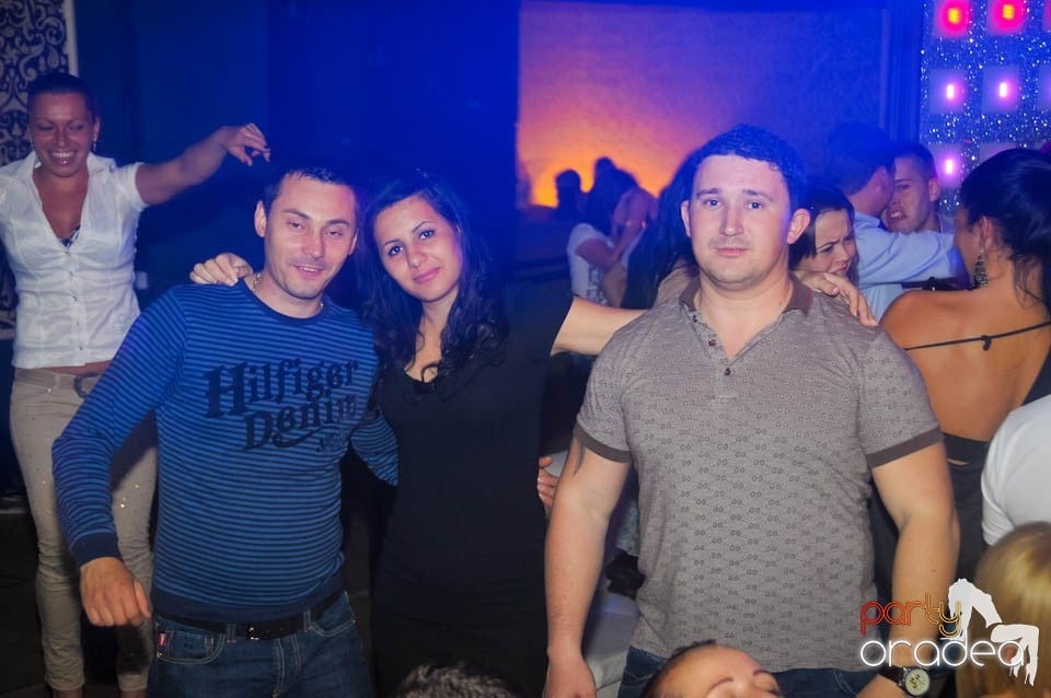 Petrecere cu Blaga de la Oradea şi Speedy Band, 