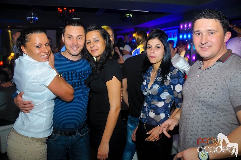 Petrecere cu Blaga de la Oradea şi Speedy Band,