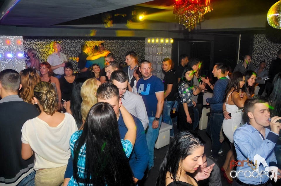Petrecere cu Blaga de la Oradea şi Speedy Band,