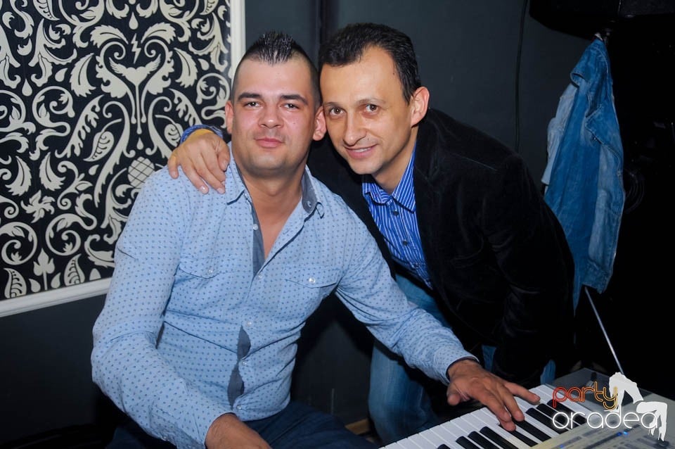Petrecere cu Blaga de la Oradea şi Speedy Band,