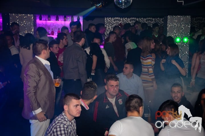 Petrecere cu Blaga de la Oradea şi Speedy Band,