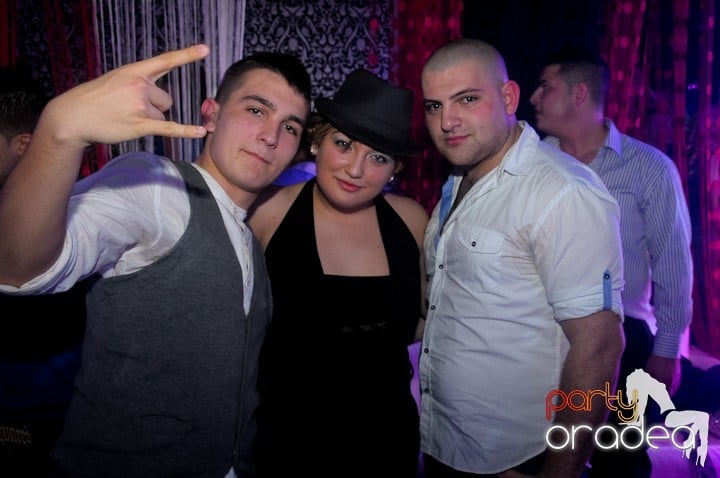 Petrecere cu Blaga de la Oradea şi Speedy Band,