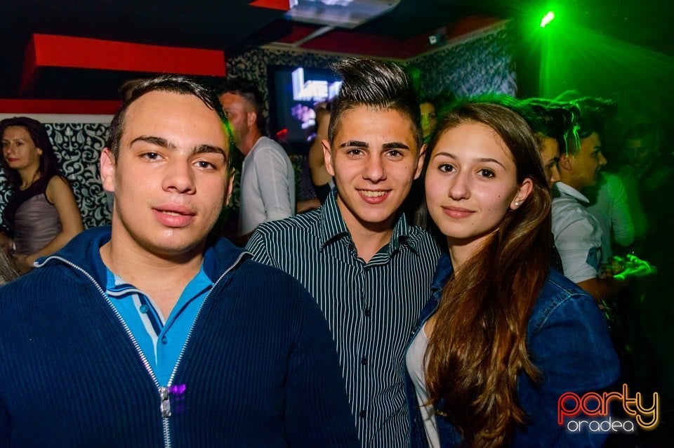 Petrecere cu Blaga de la Oradea,