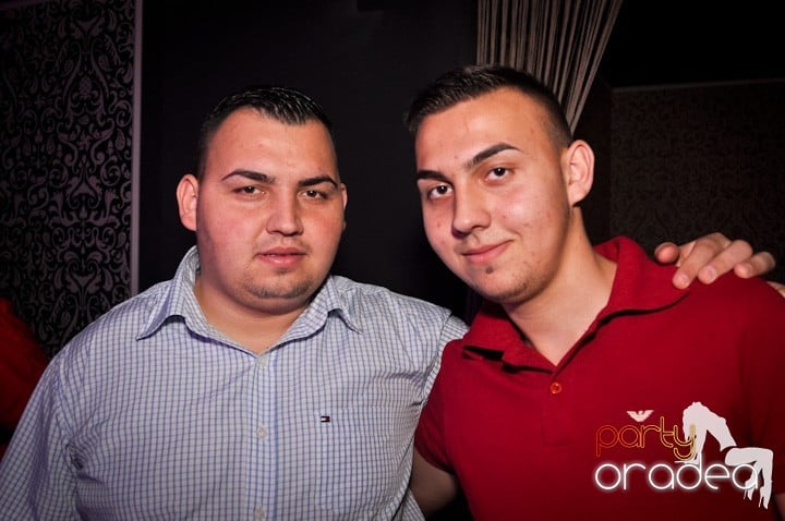 Petrecere cu Blaga de la Oradea,
