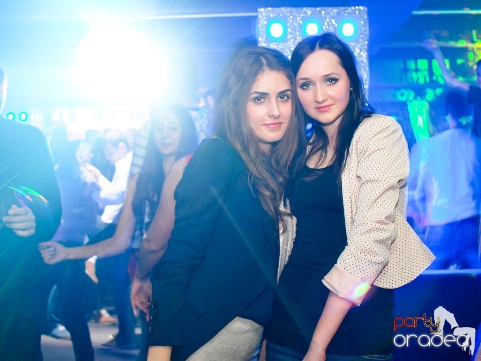 Petrecere cu Blaga în Club Life,