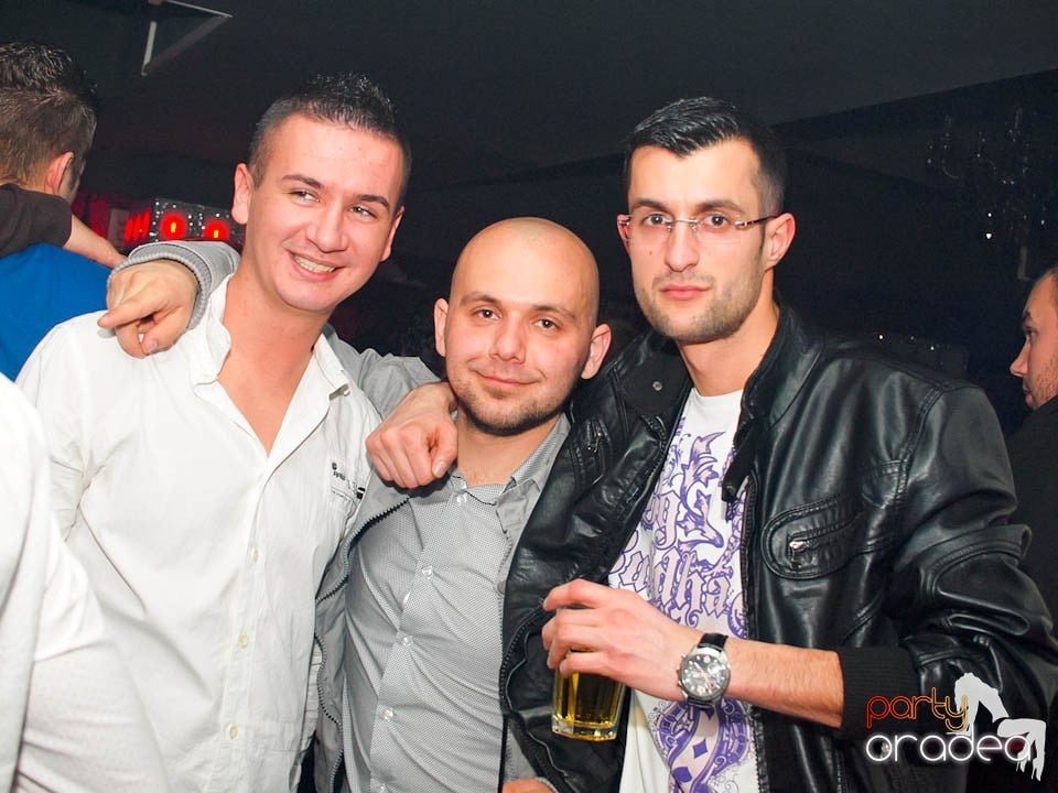 Petrecere cu Blaga în Club Life,
