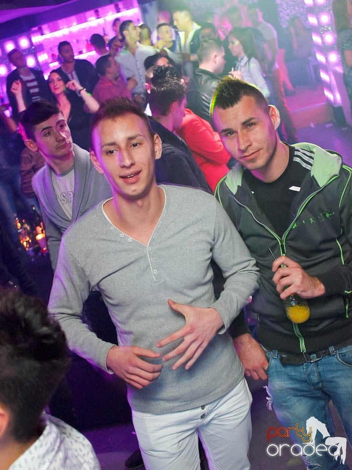Petrecere cu Blaga în Club Life,