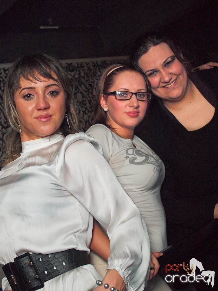 Petrecere cu Blaga în Club Life, 