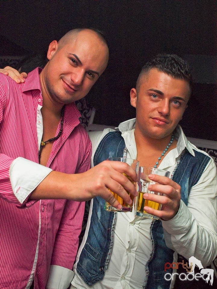 Petrecere cu Blaga în Club Life,