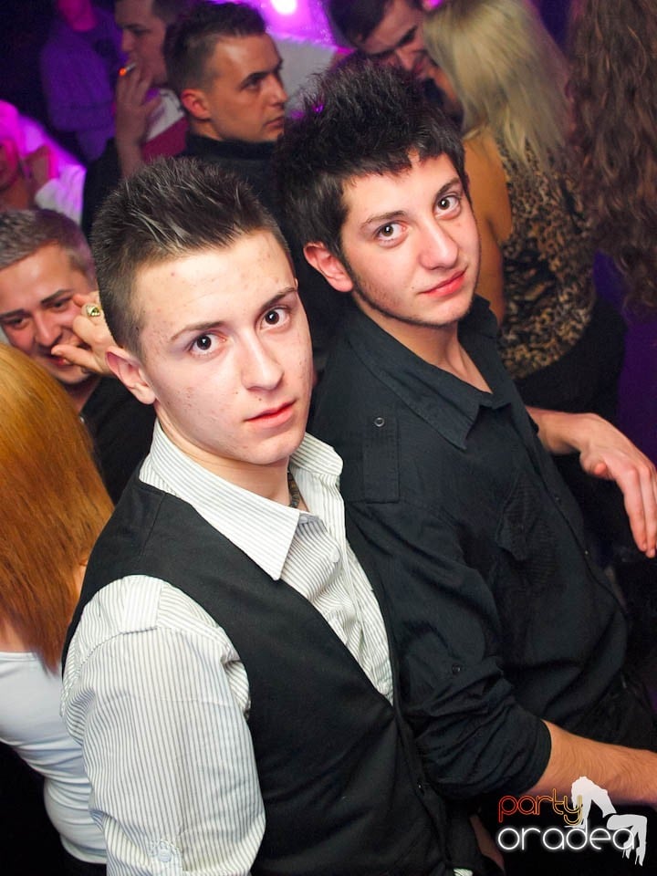 Petrecere cu Blaga în Club Life,