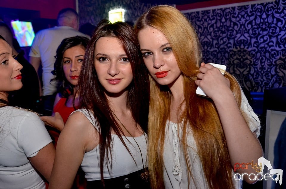 Petrecere cu Blaga în Club Life,
