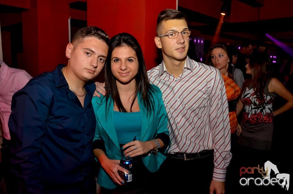 Petrecere cu Blaga în Club Life,