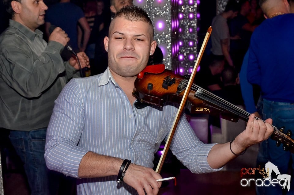 Petrecere cu Blaga în Club Life,