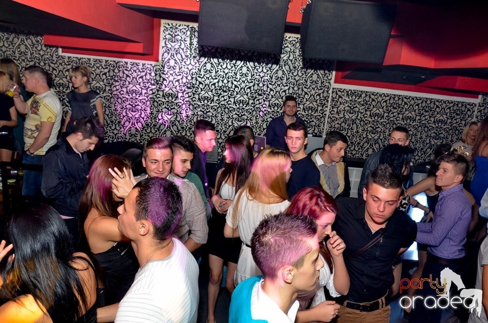 Petrecere cu Blaga în Club Life, 