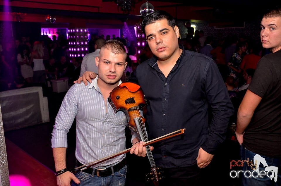 Petrecere cu Blaga în Club Life,