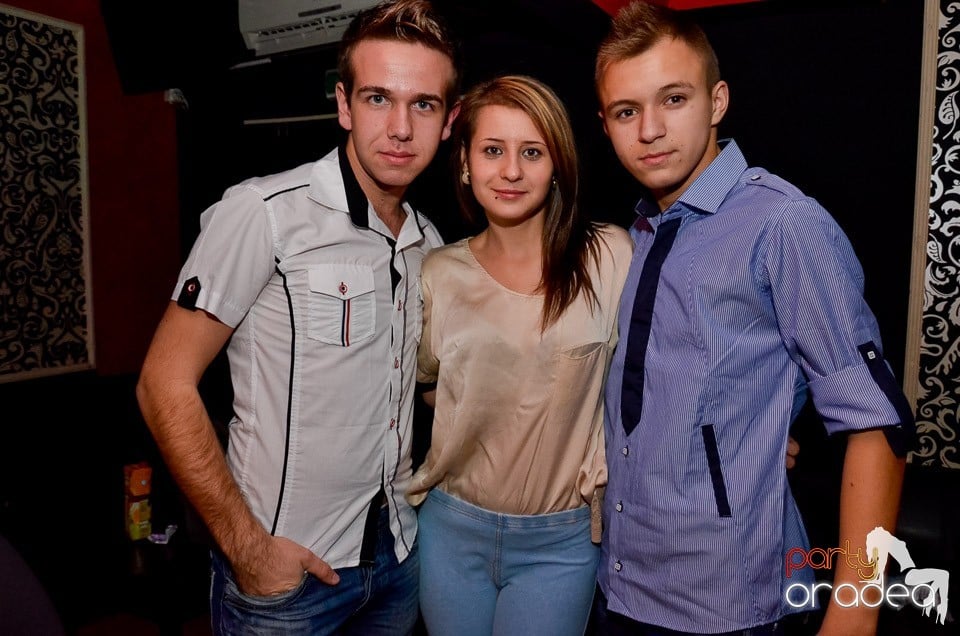 Petrecere cu Blaga în Club Life,