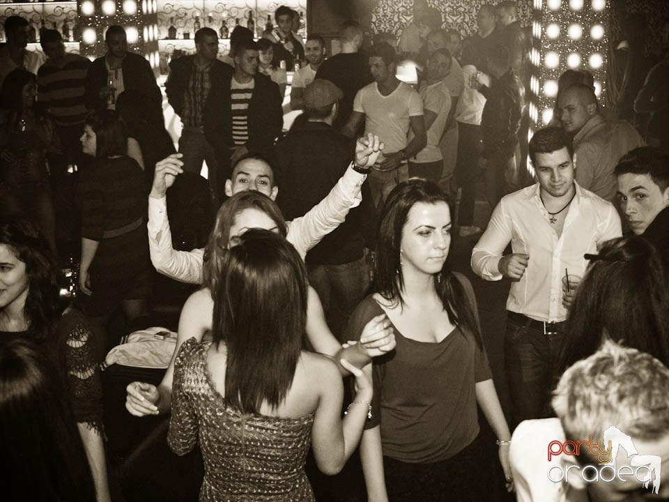 Petrecere cu Blaga în Club Life,
