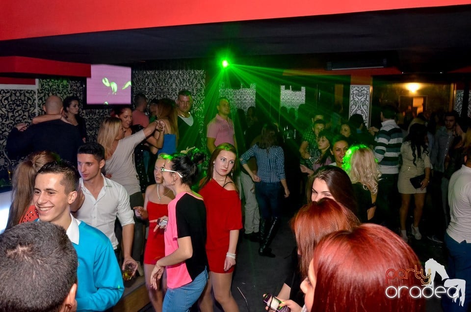 Petrecere cu Blaga în Club Life,