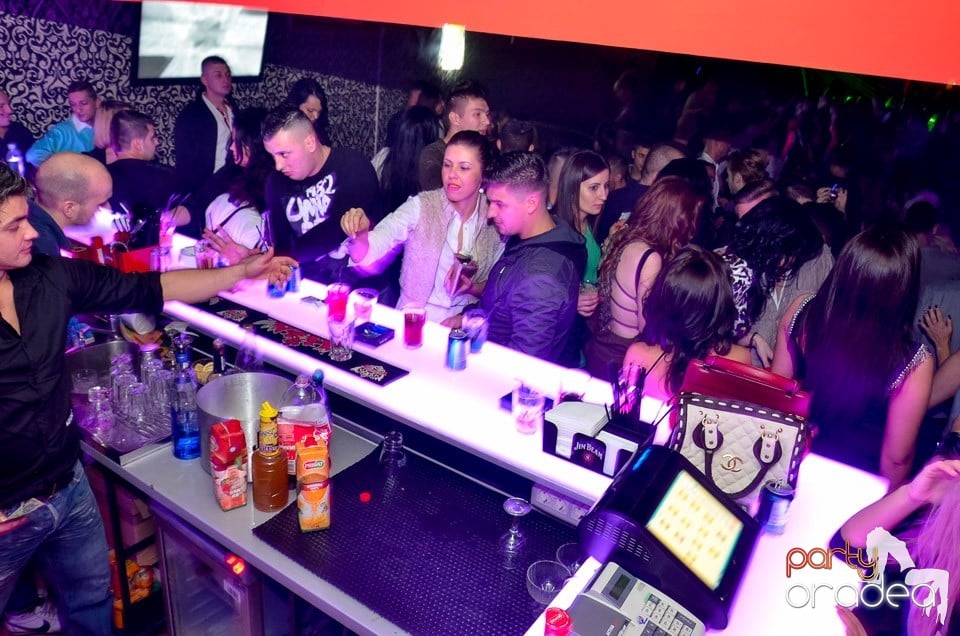 Petrecere cu Blaga în Club Life,